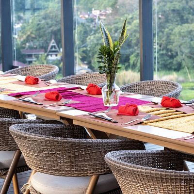 Escape Bar Family Setup 2